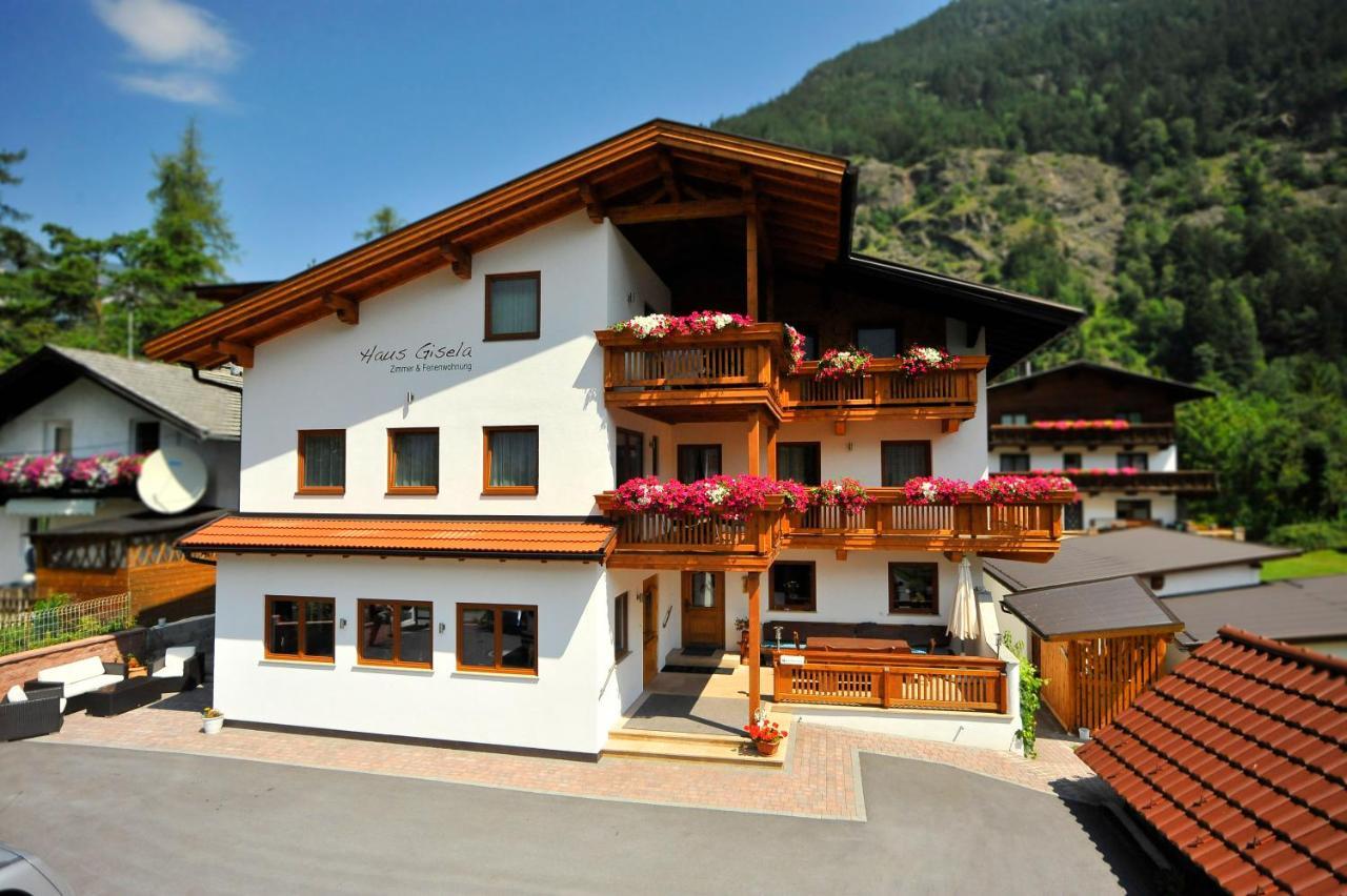 Haus Gisela Hotel Oetz Exterior foto