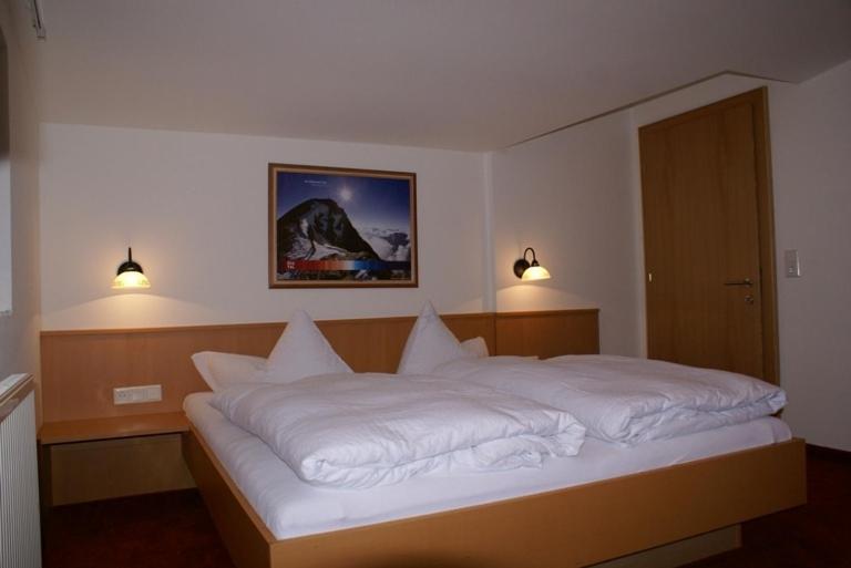 Haus Gisela Hotel Oetz Quarto foto