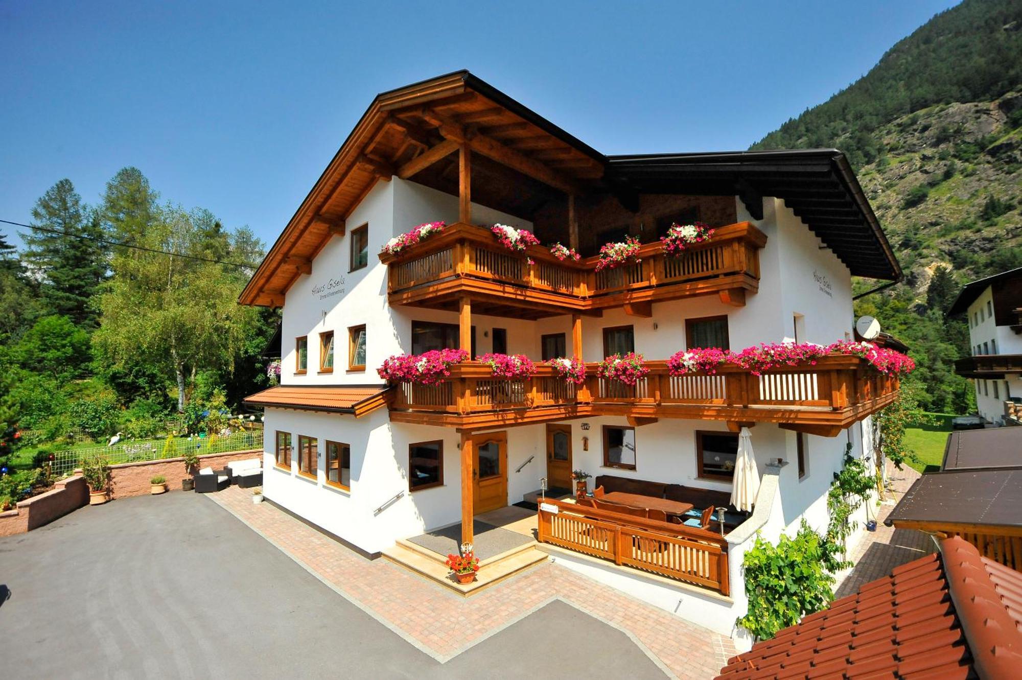 Haus Gisela Hotel Oetz Exterior foto